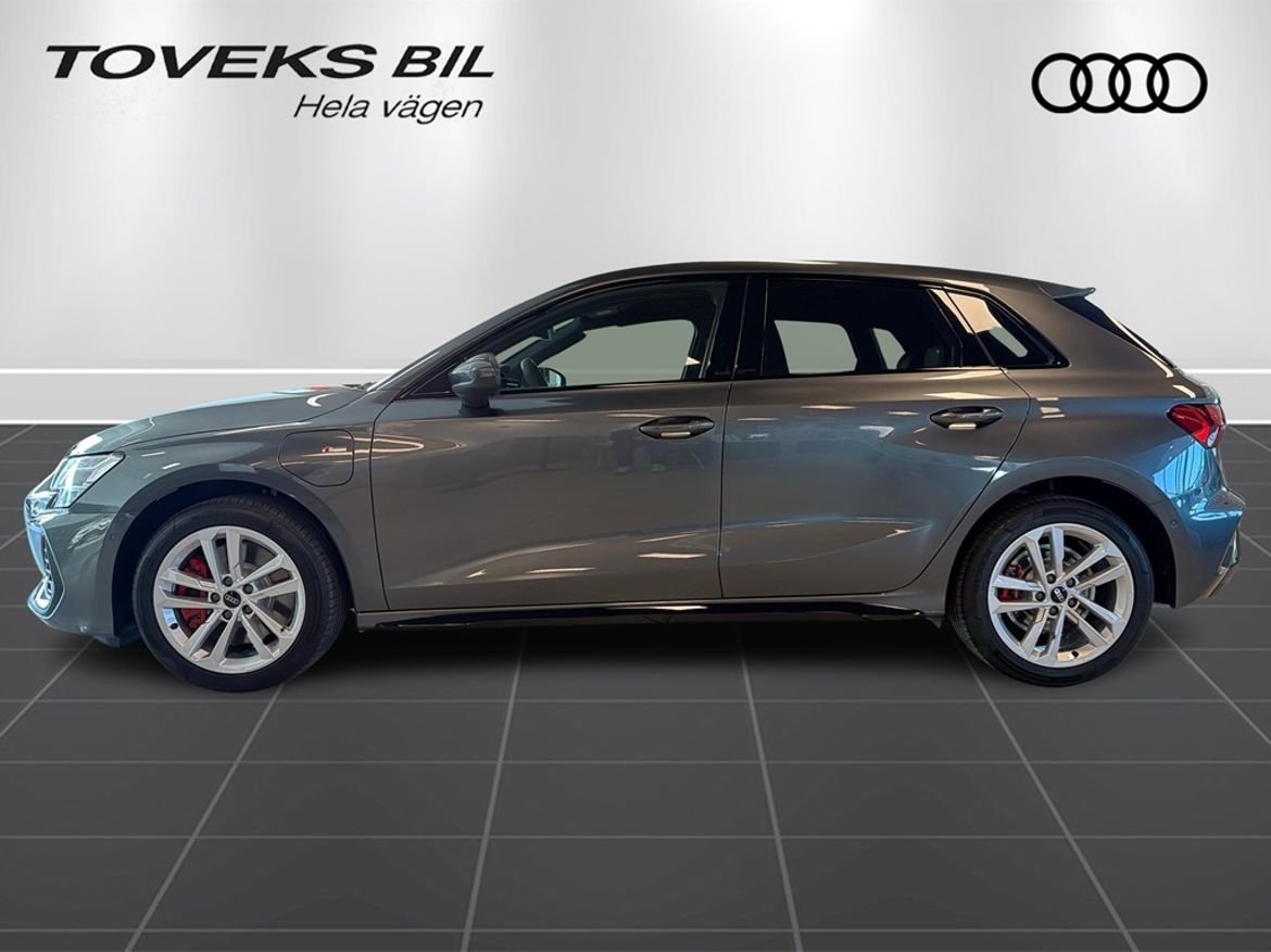 Audi A3 S Line 272Hk/Drag/Sonos 2026, photo 6/10