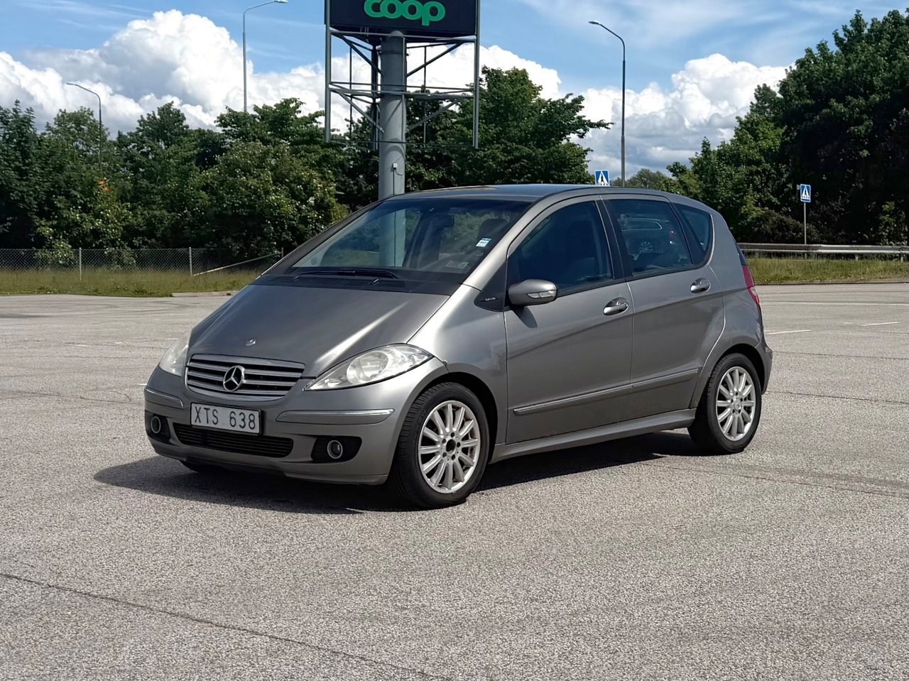 Mercedes-Benz A