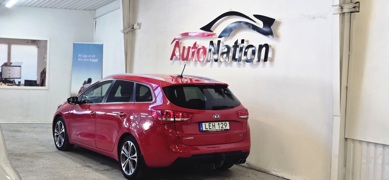 Kia Ceed cee'd_sw 1.6 CRDi GT-Line 2016, photo 3/10