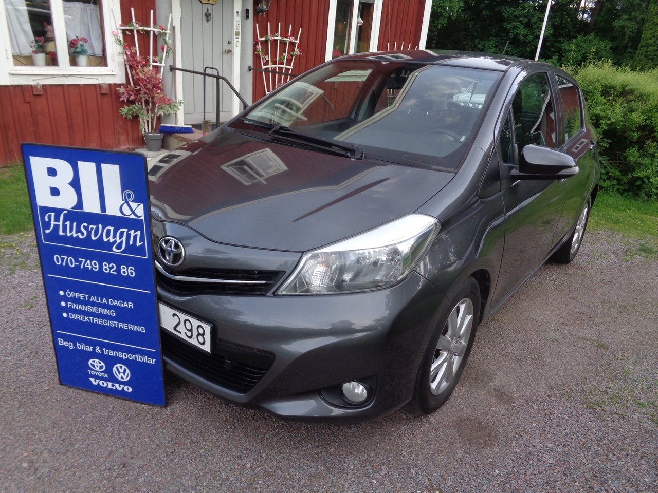 Toyota Yaris 2012, bild 3/10