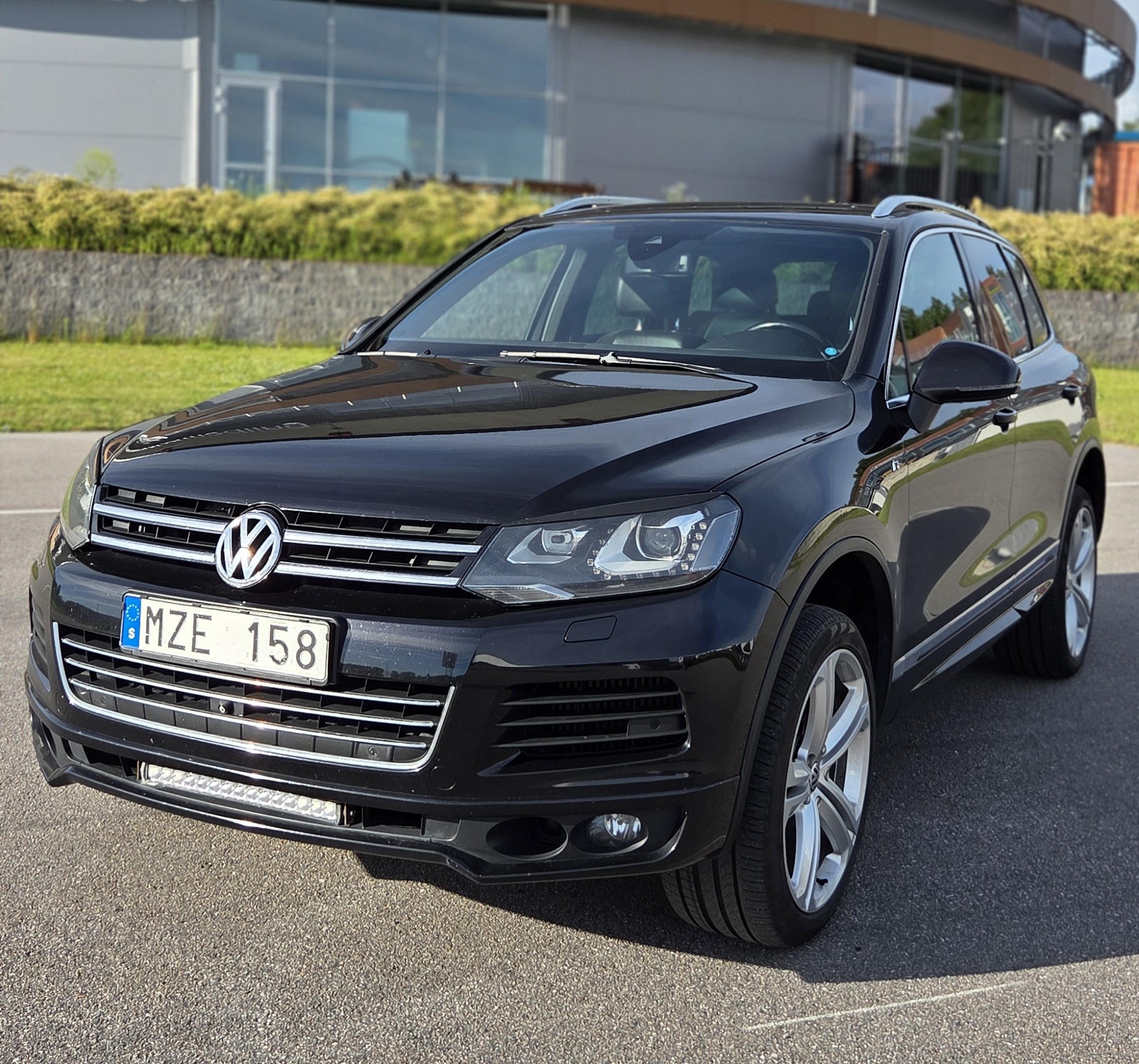 Volkswagen Touareg 4.2 V8 TDI R-Line 2013, photo 4/10