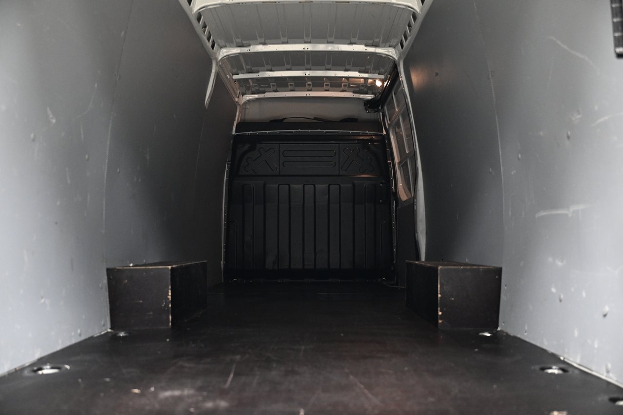 Iveco Daily 136HK Automat 2023, bild 7/10