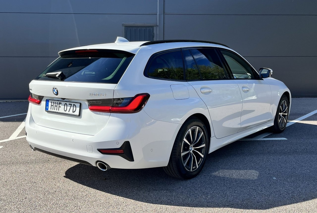 BMW 320 d xDrive T Sport line 2020, photo 4/10