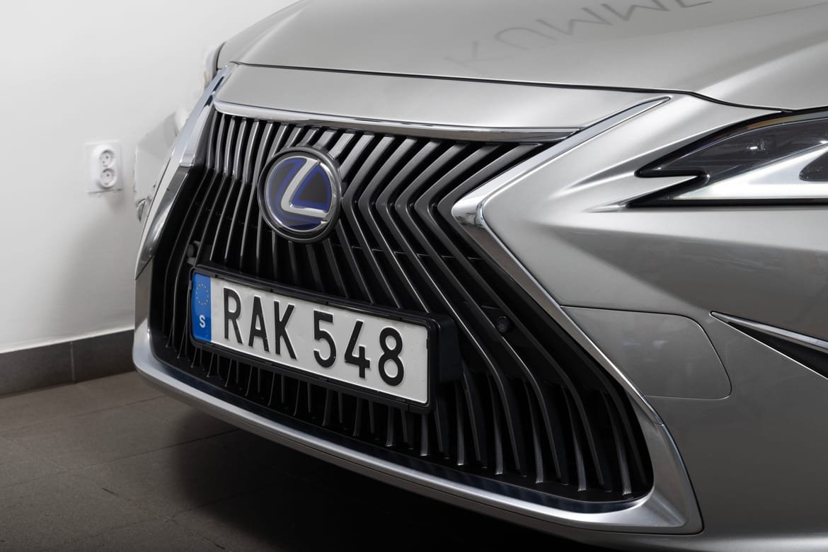 Lexus ES 2021, photo 3/10