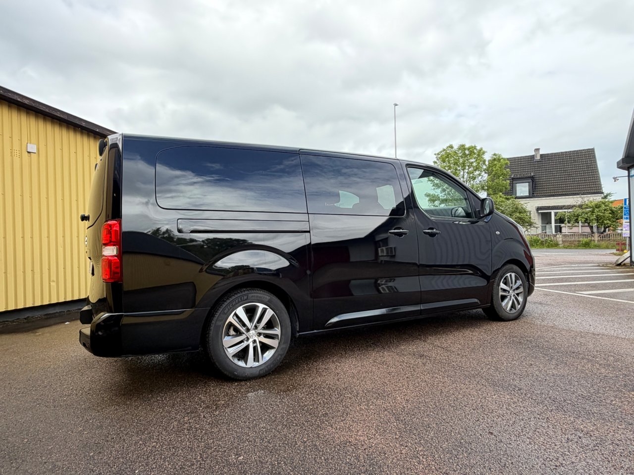 Peugeot Traveller 2021, bild 5/21