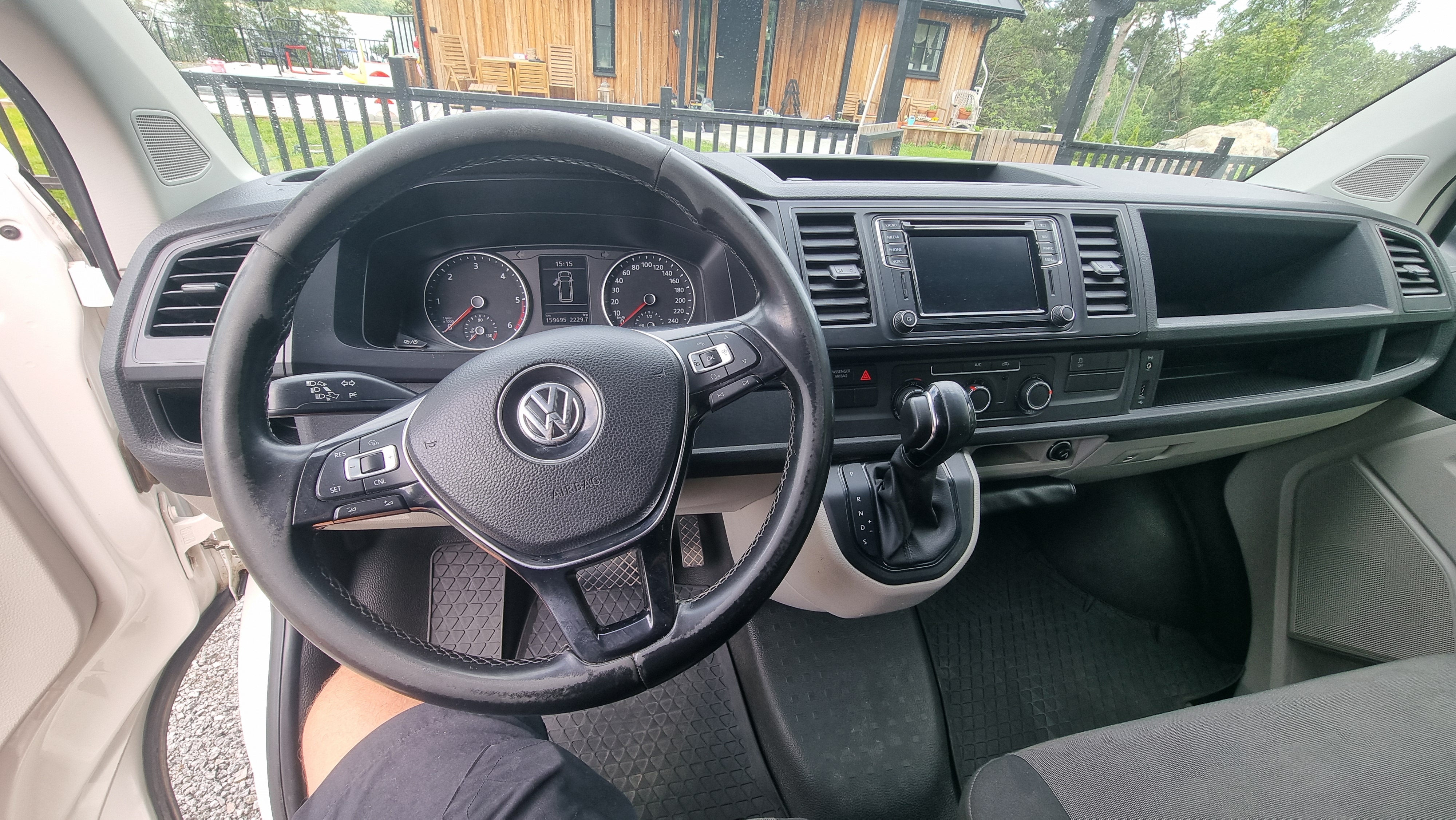 Volkswagen Transporter 2017, photo 6/10