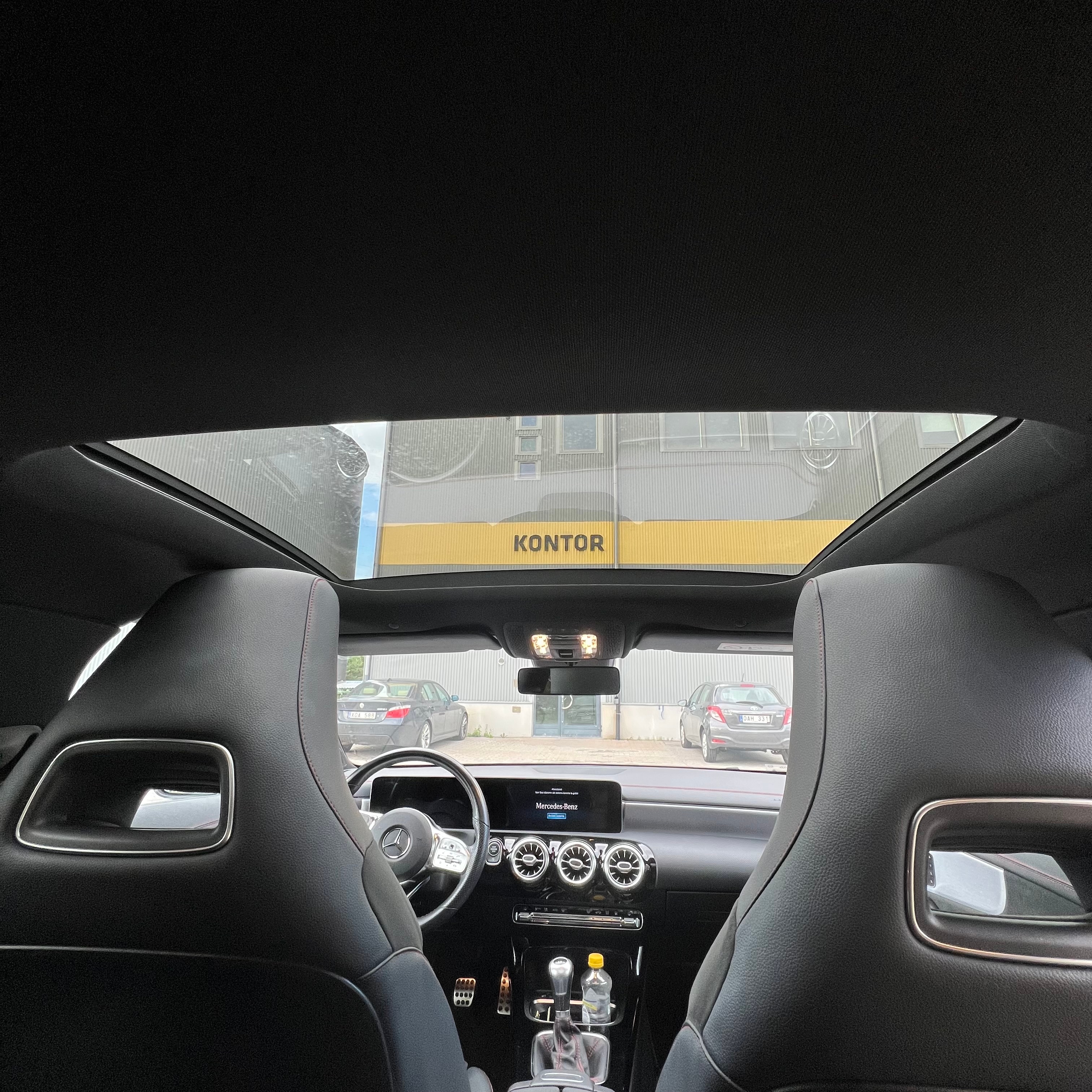 Mercedes-Benz CLA 200 Manuell 2020, bild 7/10