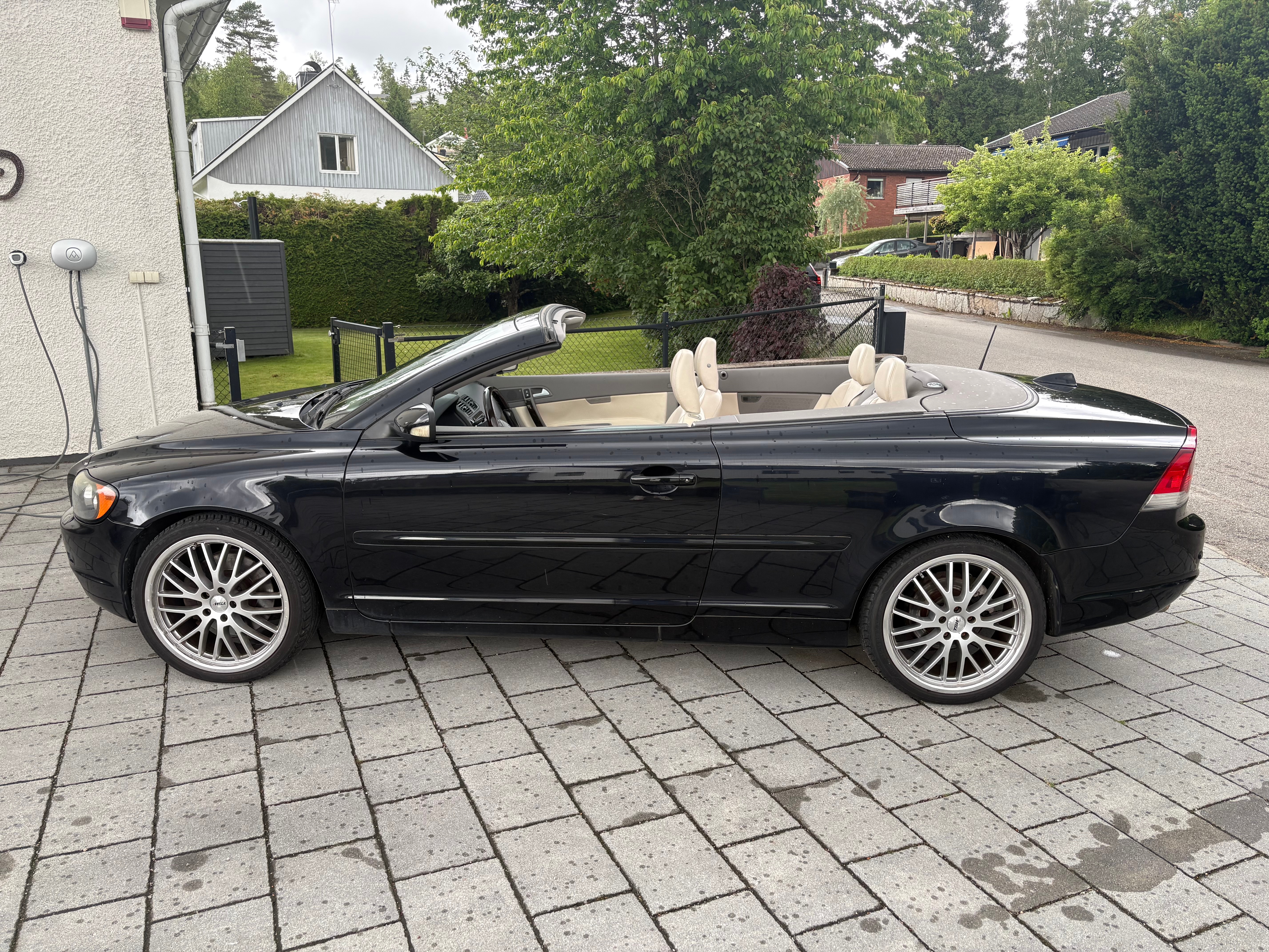 Volvo C70 T5 Aut Summum 2007, photo 2/9