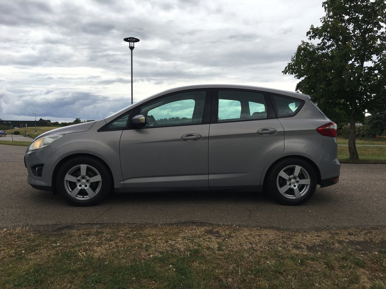 Ford C-Max 1.6 TDCi Trend Euro 5 2011, kuva 4/9