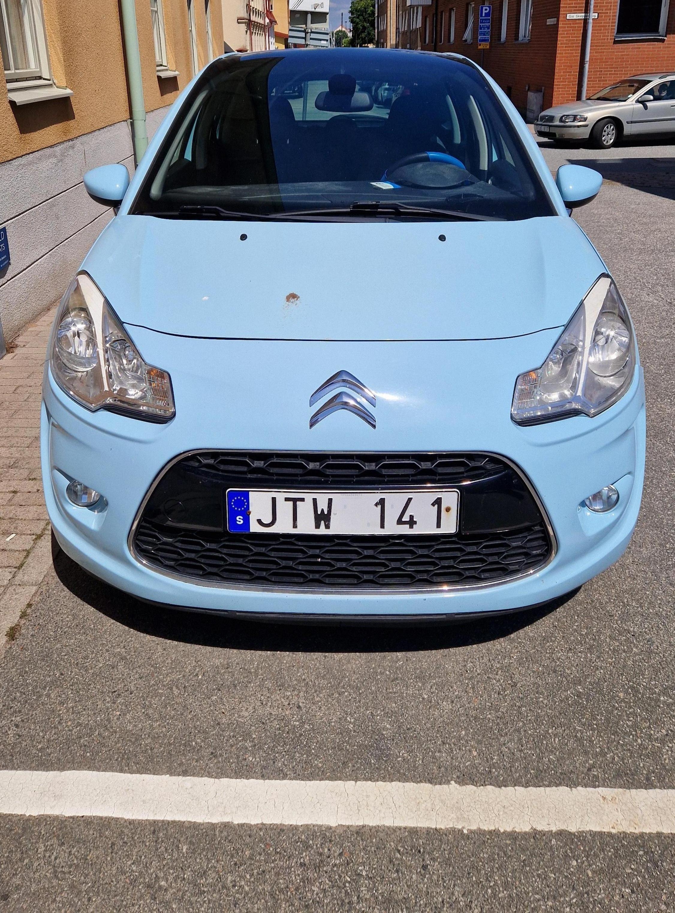 Citroen C3 1.6 HDi 90 Manuell 2010, bild 2/6