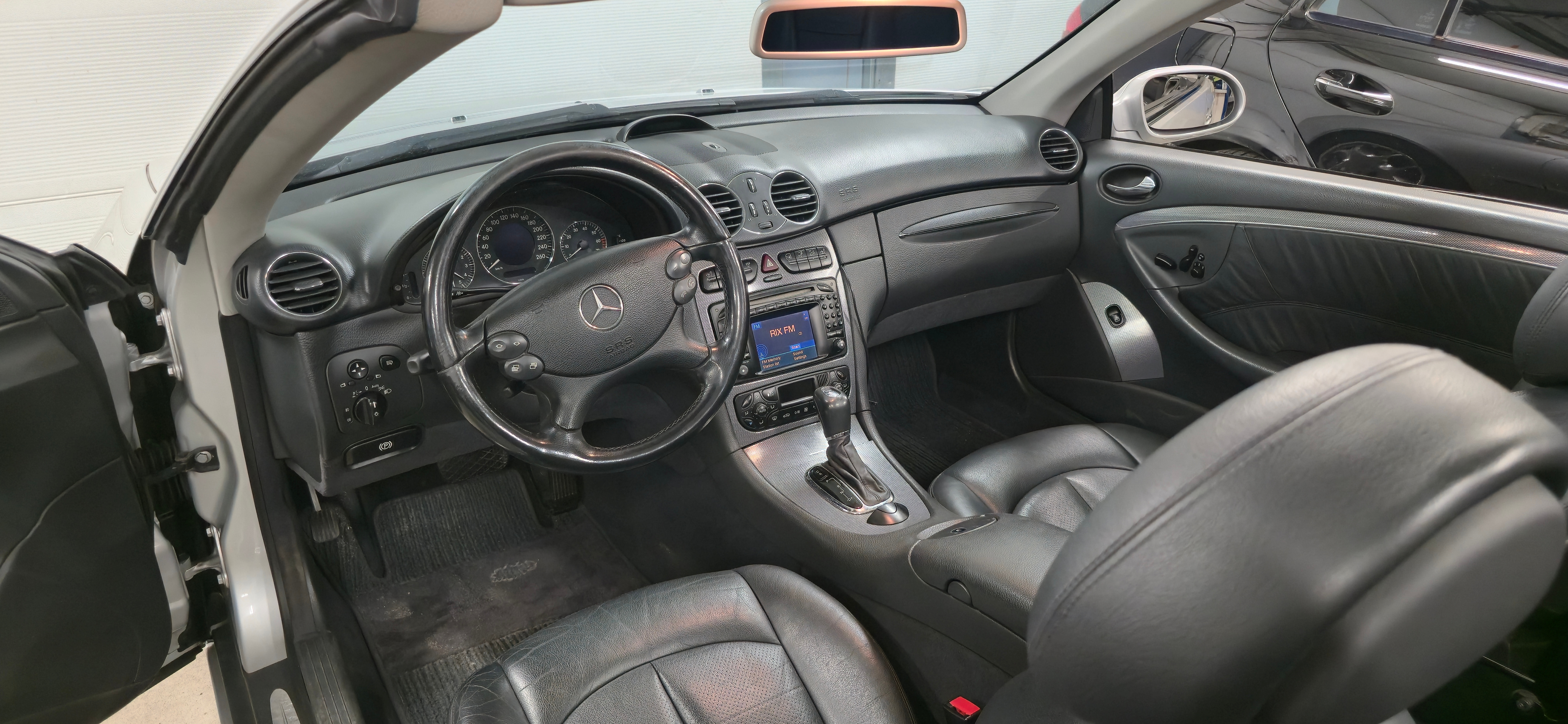Mercedes-Benz CLK 500 Cabriolet 2003, bild 5/10