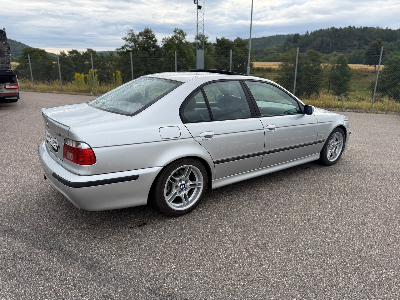 BMW 540 i iA M-Paket facelift Drag 2000, bild 2/16