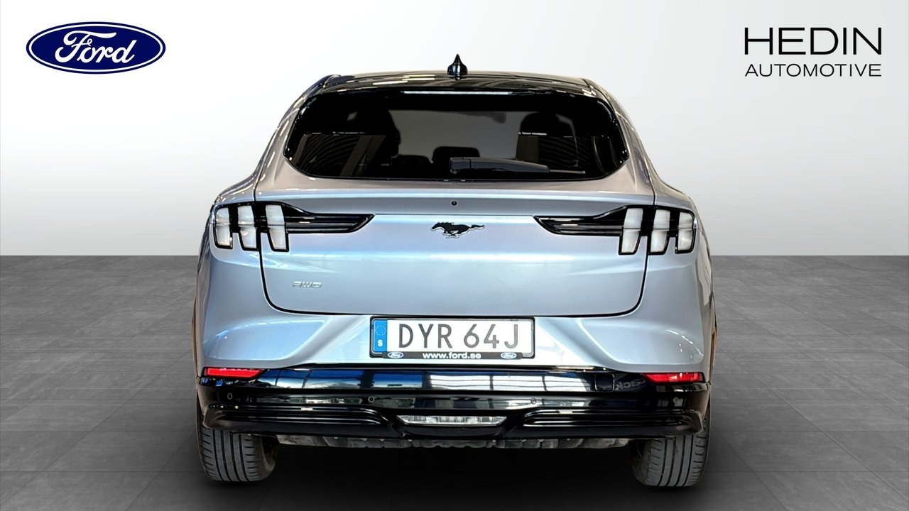 Ford Mustang Mach-E AWD 2022, bild 7/13