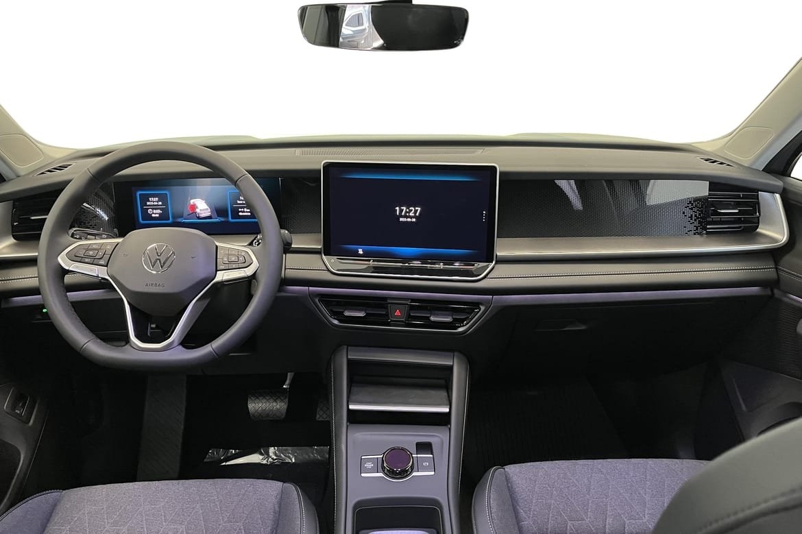 Volkswagen Tayron eTSI 150hk 2027, bild 2/23