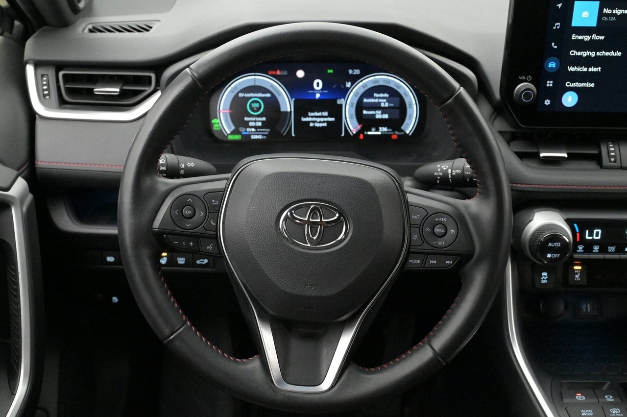 Toyota RAV4 PHEV AWD Style 2023, bild 7/10