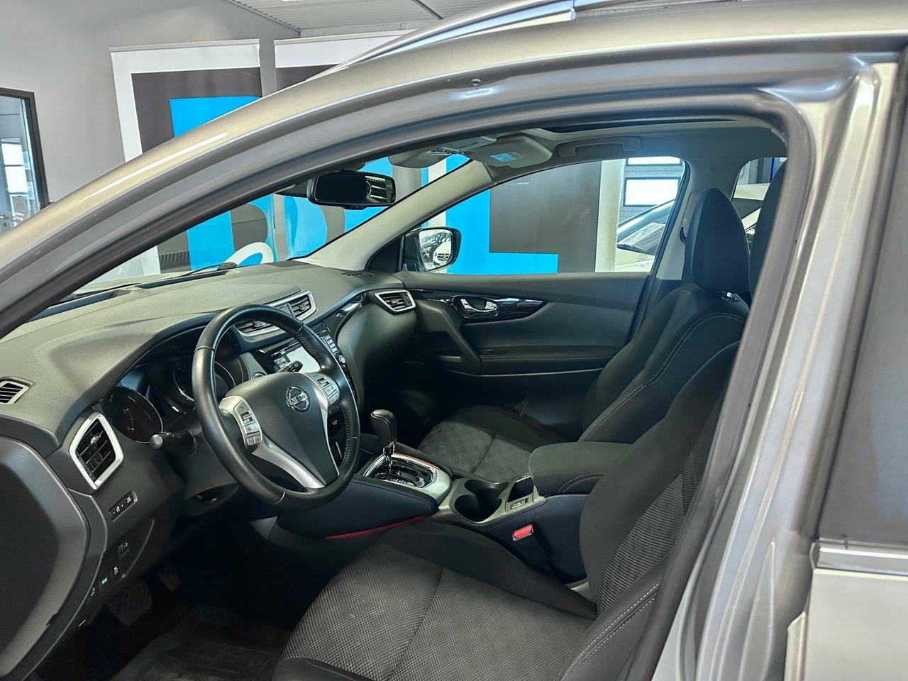 Nissan Qashqai 2017, photo 4/4