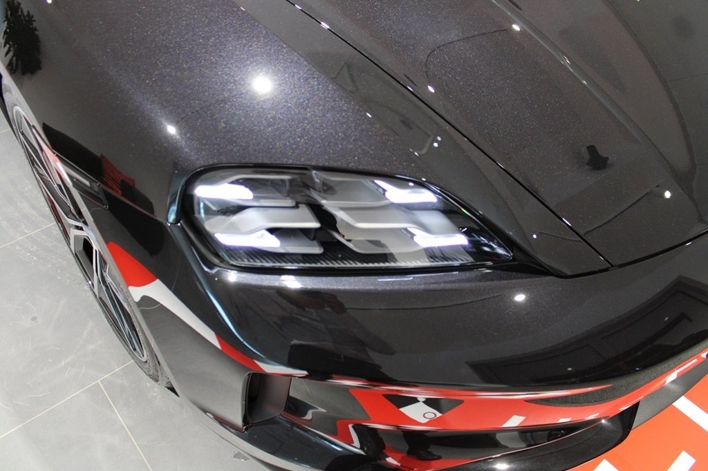 Porsche Taycan 4 BLACK EDITION 2026, kuva 7/21