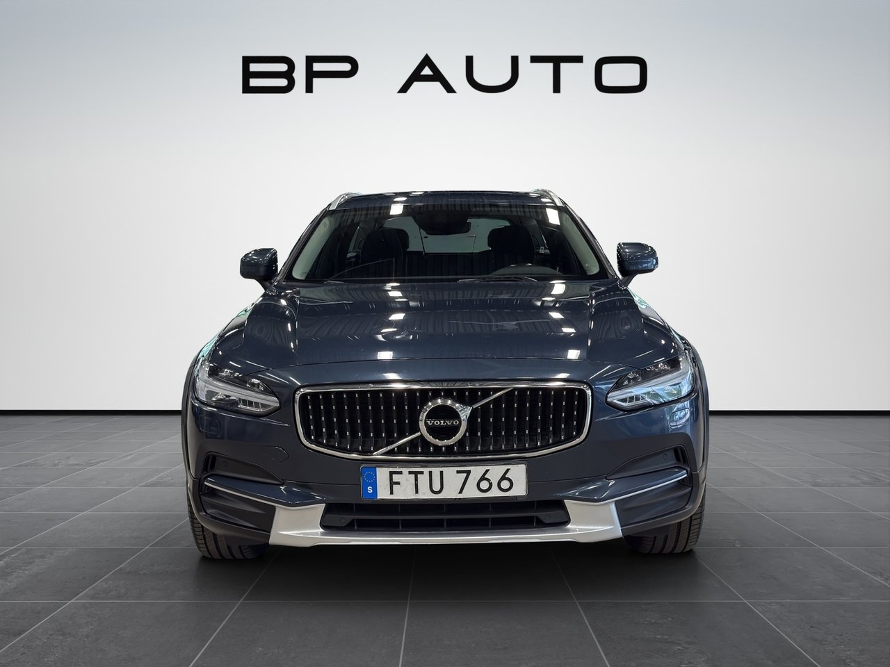 Volvo V90 Cross Country 2019, photo 2/22