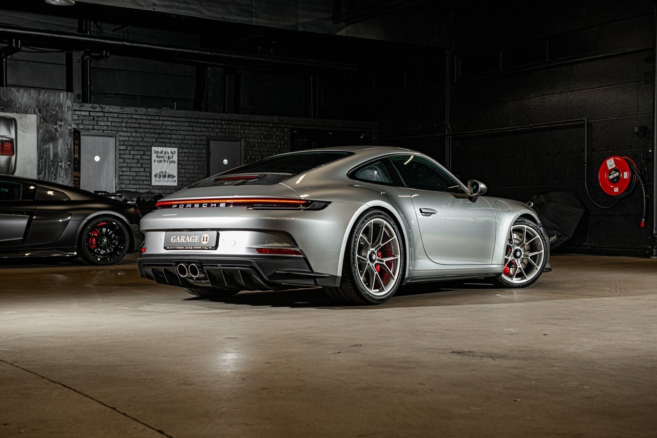 Porsche 992 2024, photo 5/10