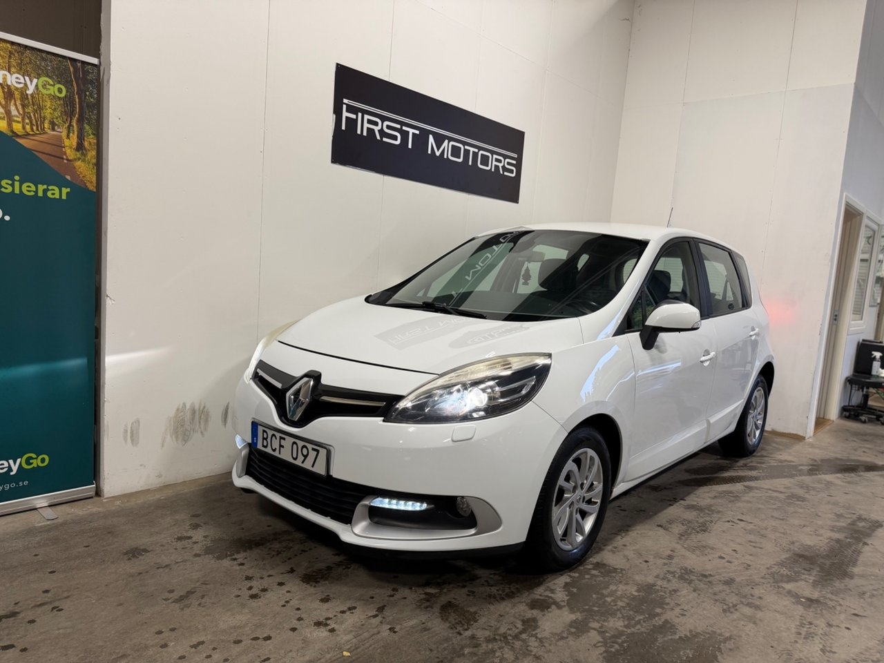 Renault Scenic 1.5 dCi Euro 5/Ny kamrem 2014, bild 2/15