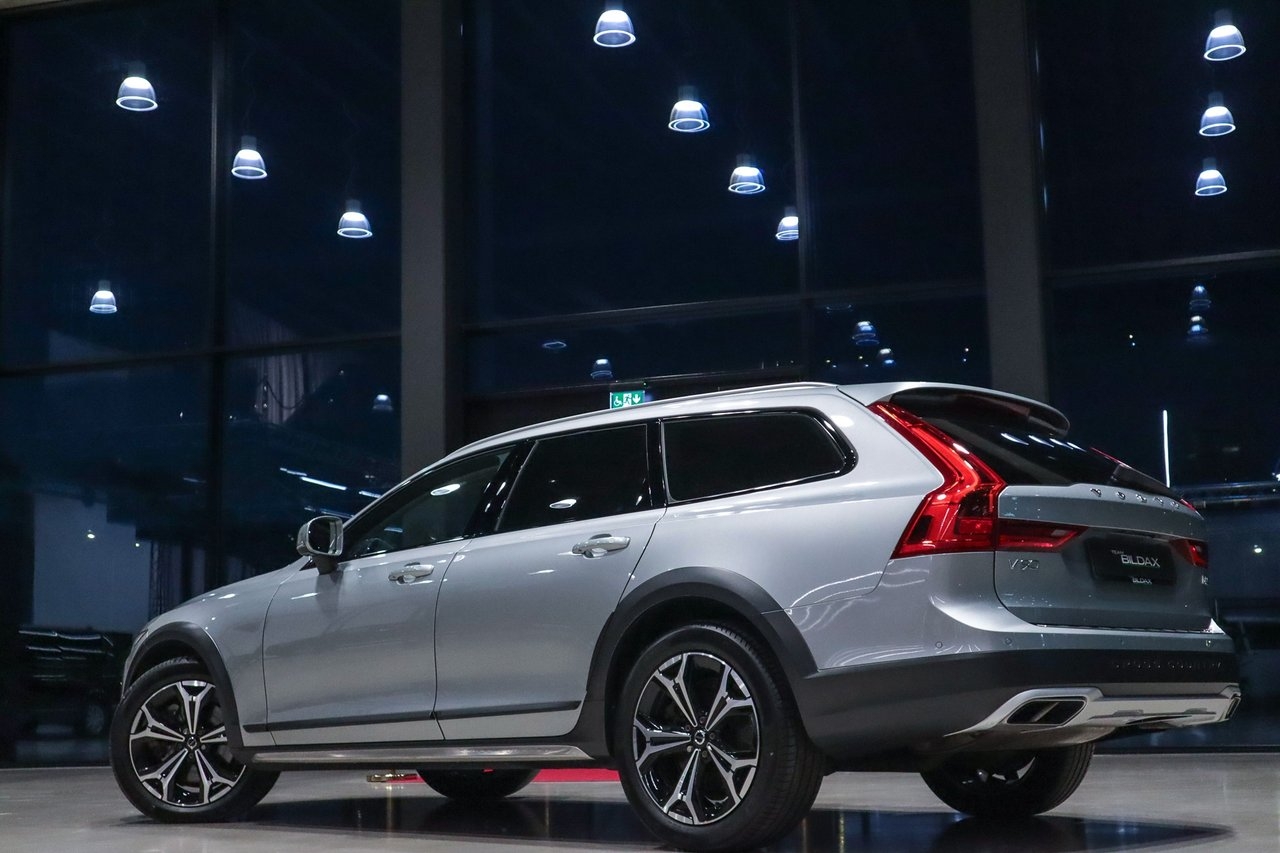Volvo V90 Cross Country 2017, bild 4/10