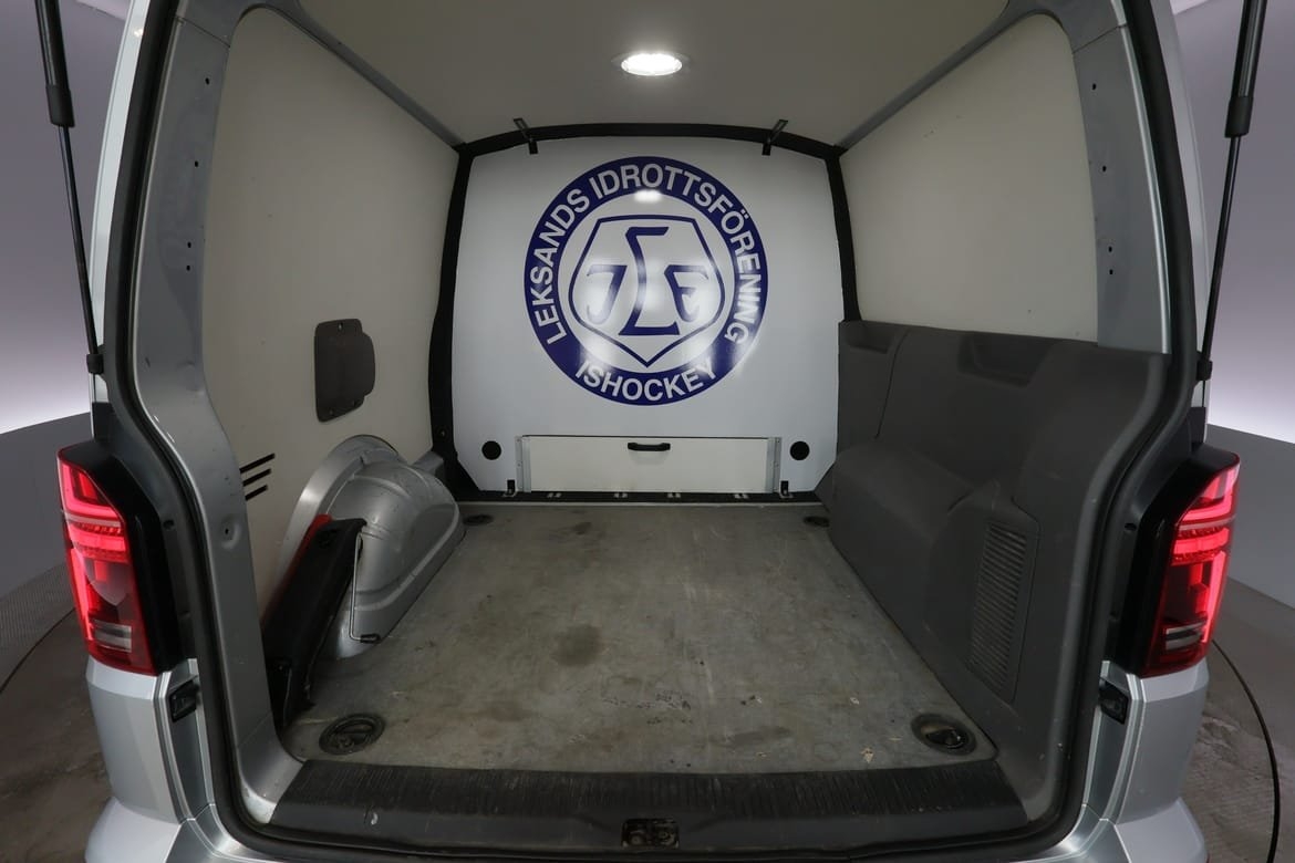 Volkswagen Transporter 2021, kuva 7/10