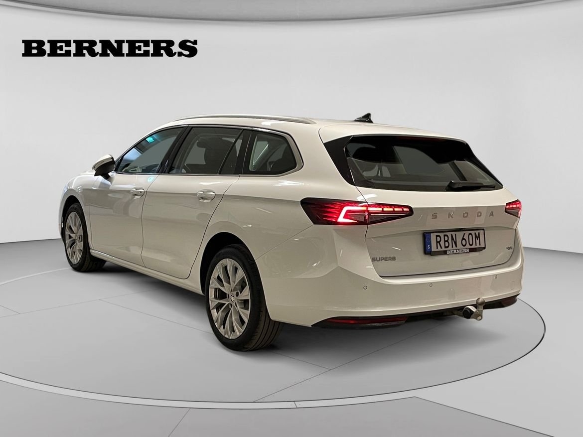Skoda Superb 2024, kuva 3/15