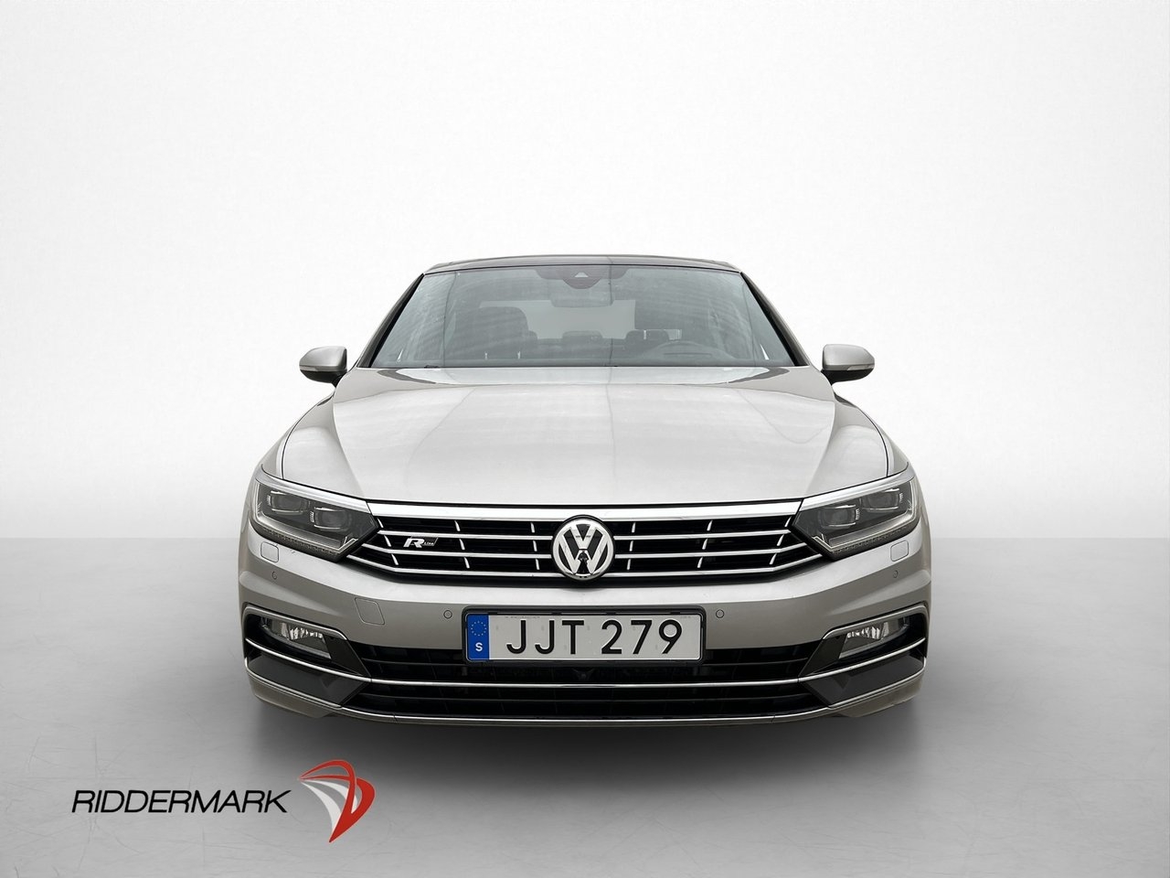 Volkswagen Passat 2016, bild 2/28