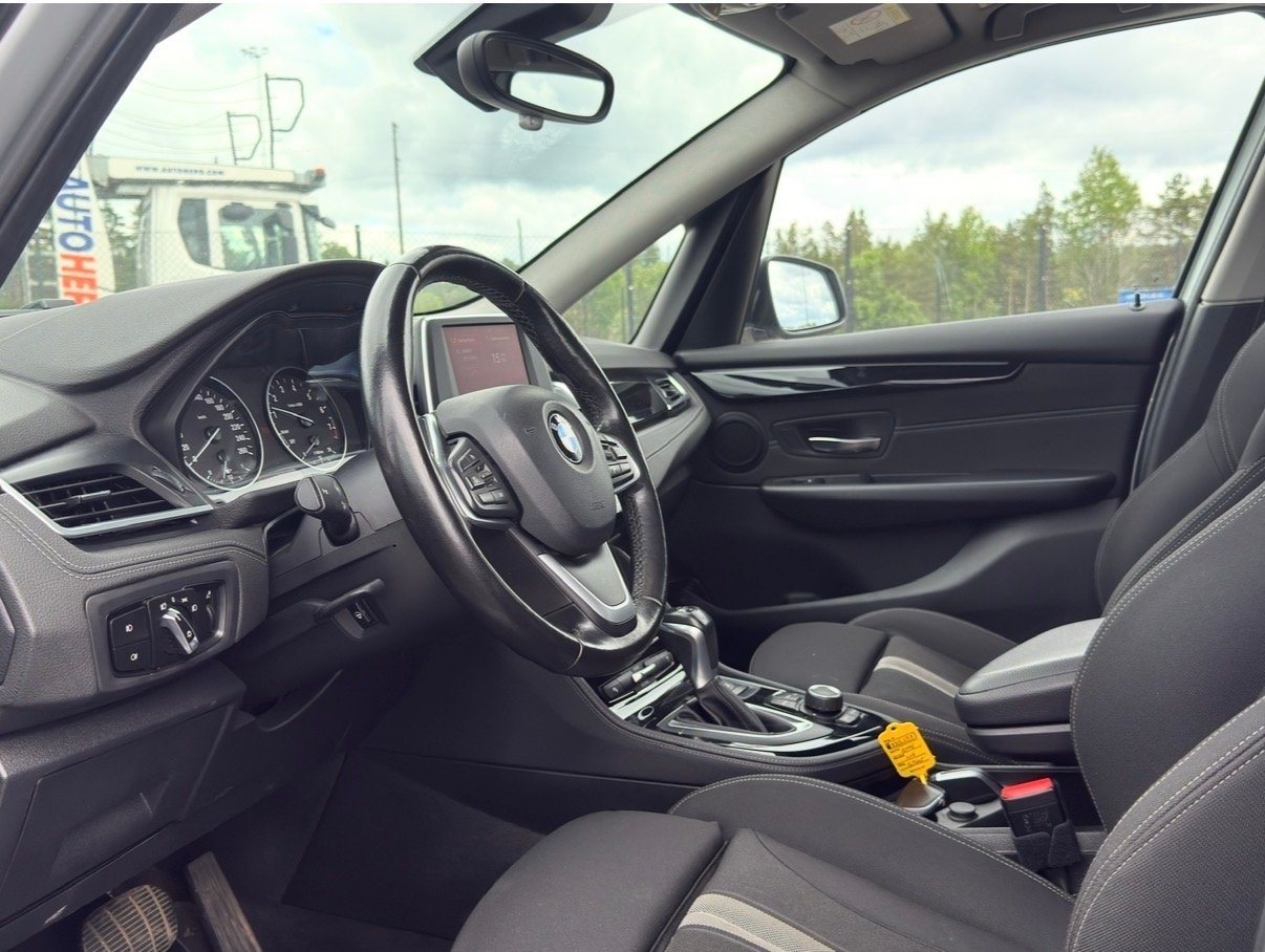 BMW 218 2018, bild 5/7