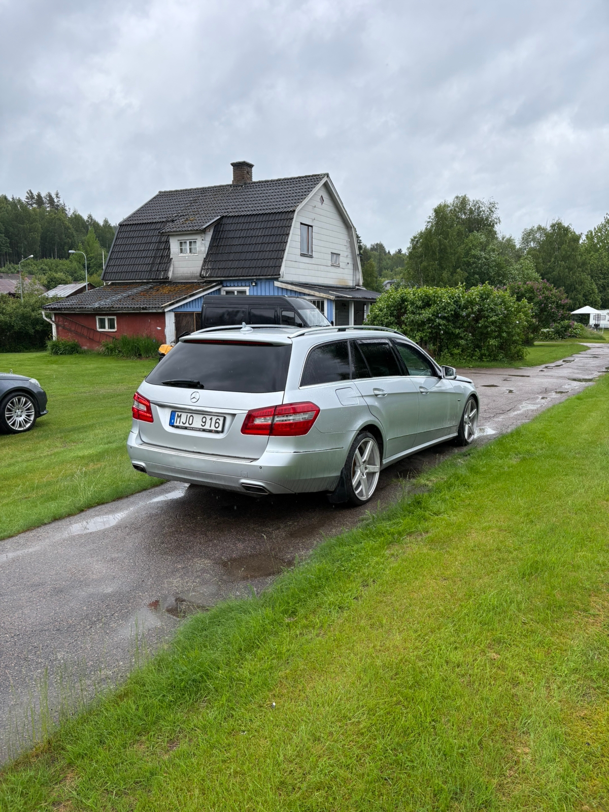 Mercedes-Benz E 2012, bild 2/4