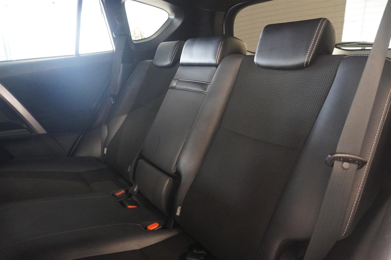 Toyota RAV4 2018, kuva 7/10