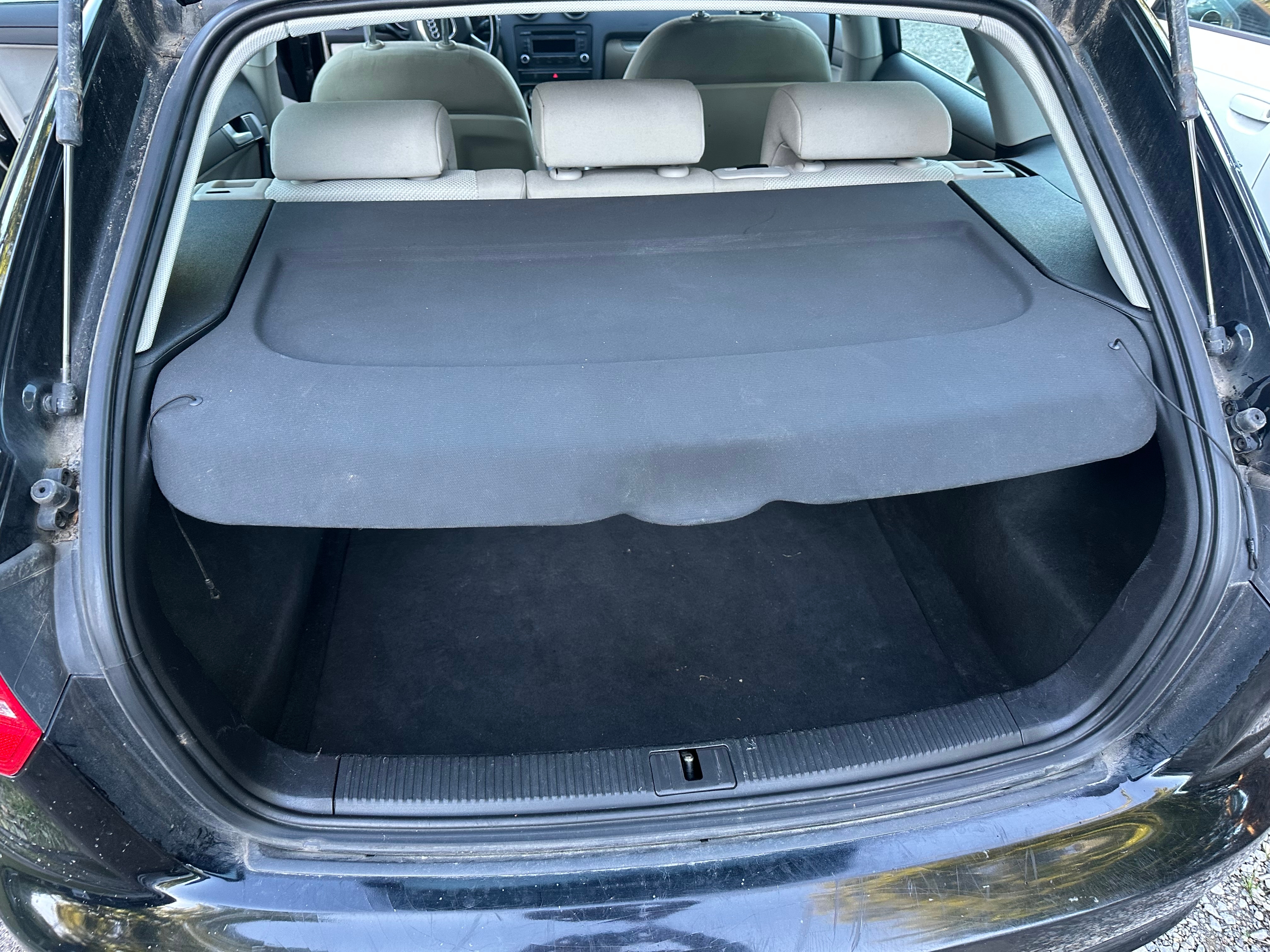 Audi A3 Sportback 1.6 E-Power 8v Manuell 2011, bild 3/7