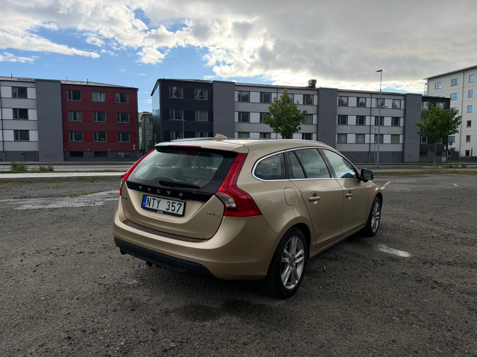 Volvo V60 D2 Manuell 2012, bild 3/20