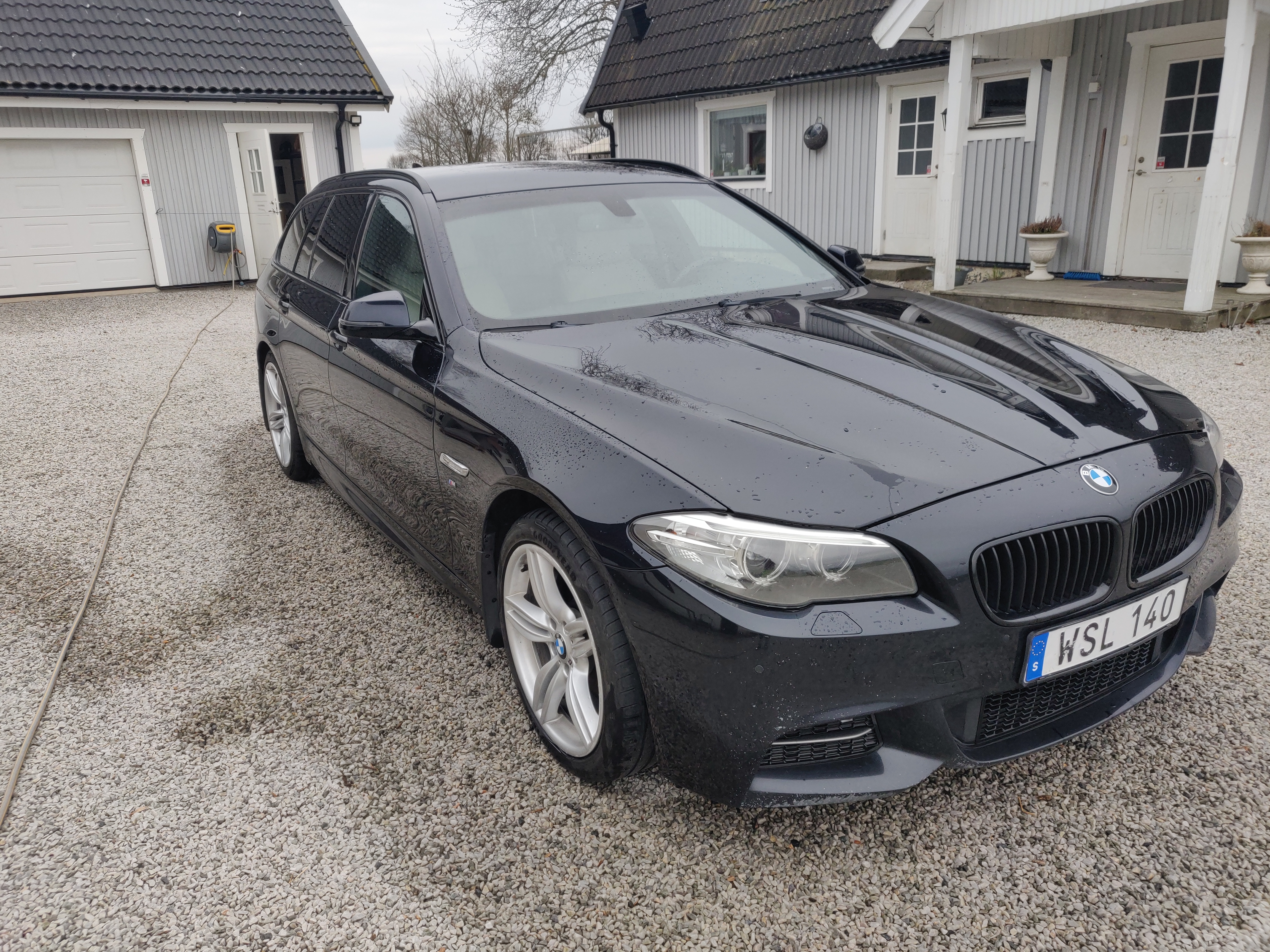 BMW 530