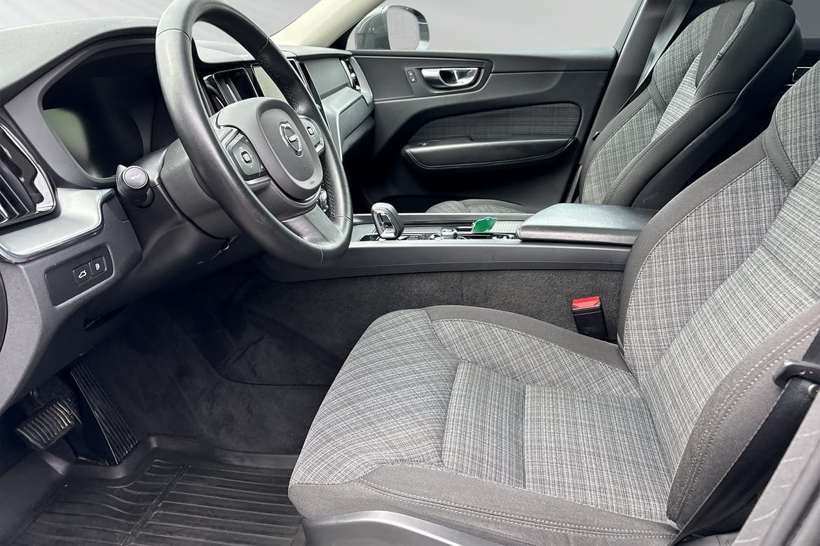 Volvo XC60 2023, kuva 7/10