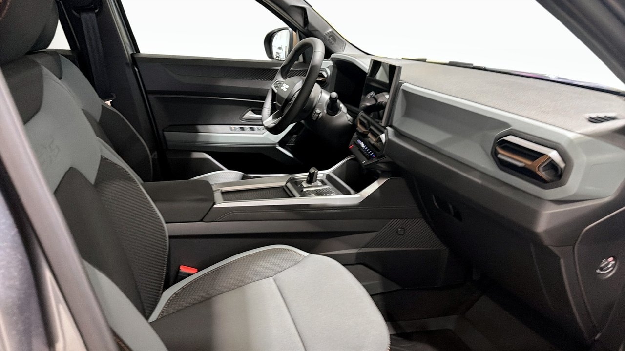 Dacia Bigster EXTREME HYBRID 155 2026, bild 3/9