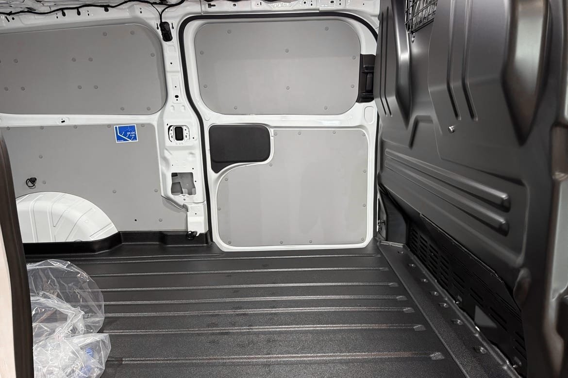 Ford E-Transit 2025, photo 5/16
