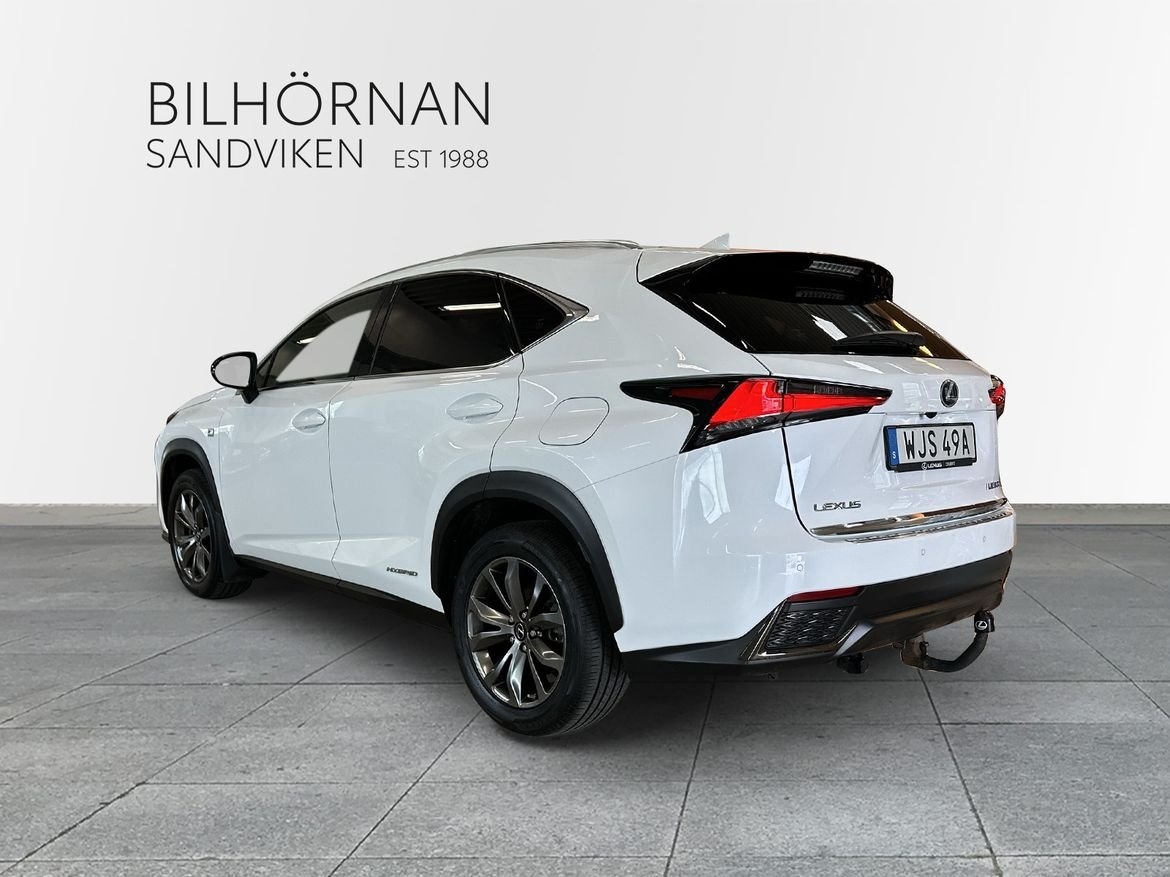 Lexus NX 2020, bild 2/10