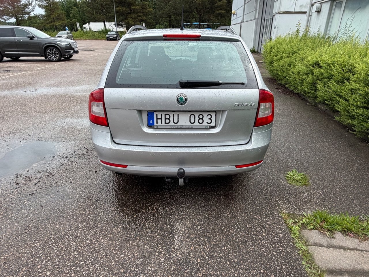 Skoda Octavia 2011, kuva 2/4