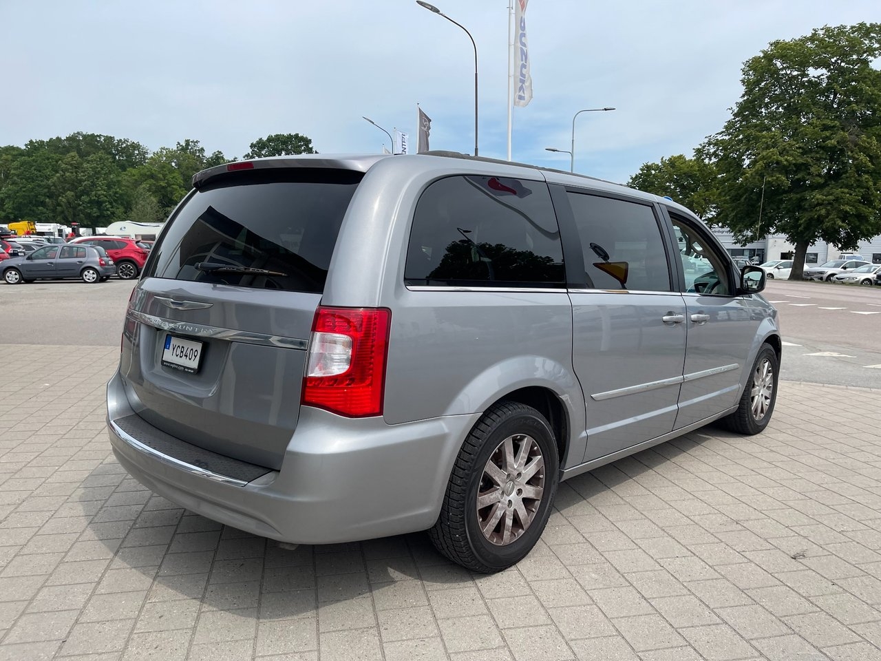 Chrysler Town & Country 2014, kuva 5/10