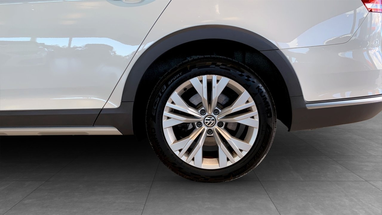 Volkswagen Passat 2018, bild 6/10
