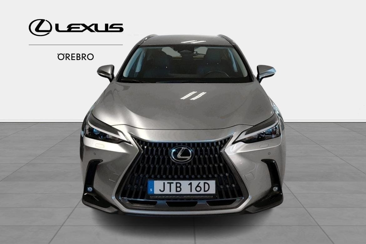Lexus NX 450h+ Business Plus Vinterhjul 2024, bild 2/10