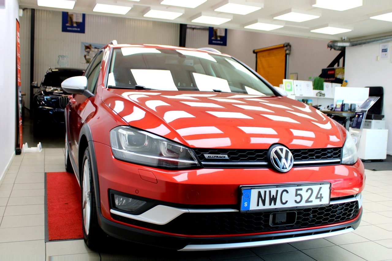 Volkswagen Golf 2.0 TDI 4Motion Alltrack 2016, bild 4/23