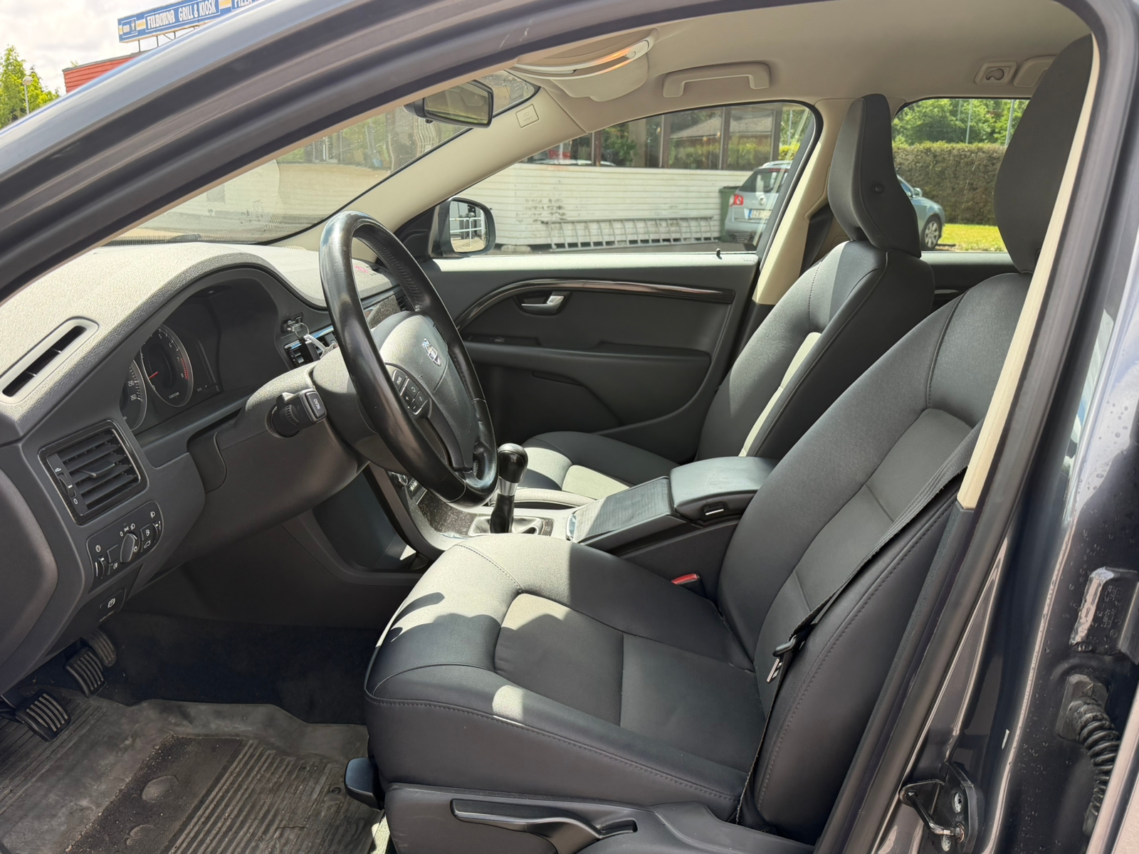 Volvo V70 2.5FT Manuell 2009, bild 6/11