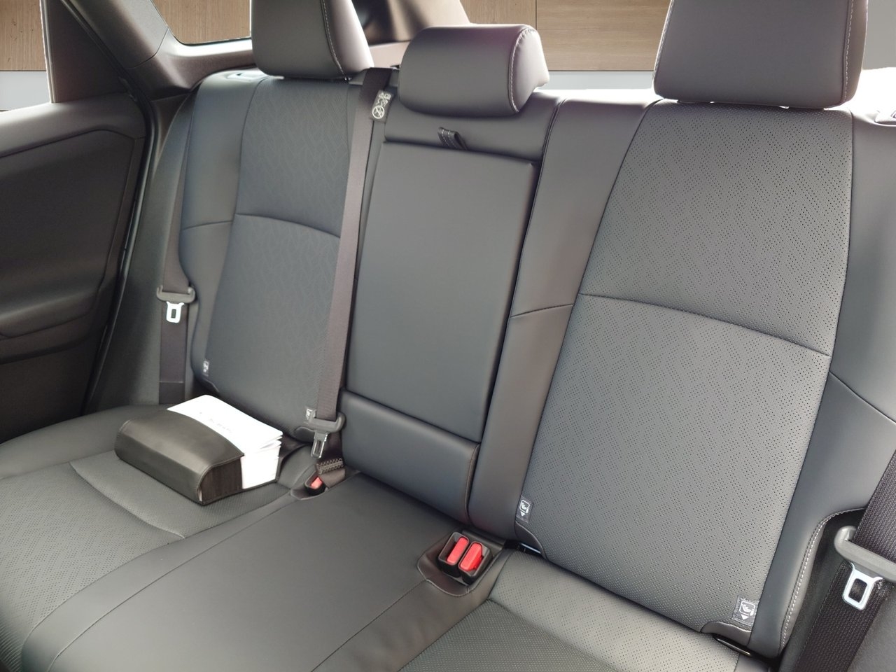 Subaru E-Outback Business Edition 2026, bild 3/8
