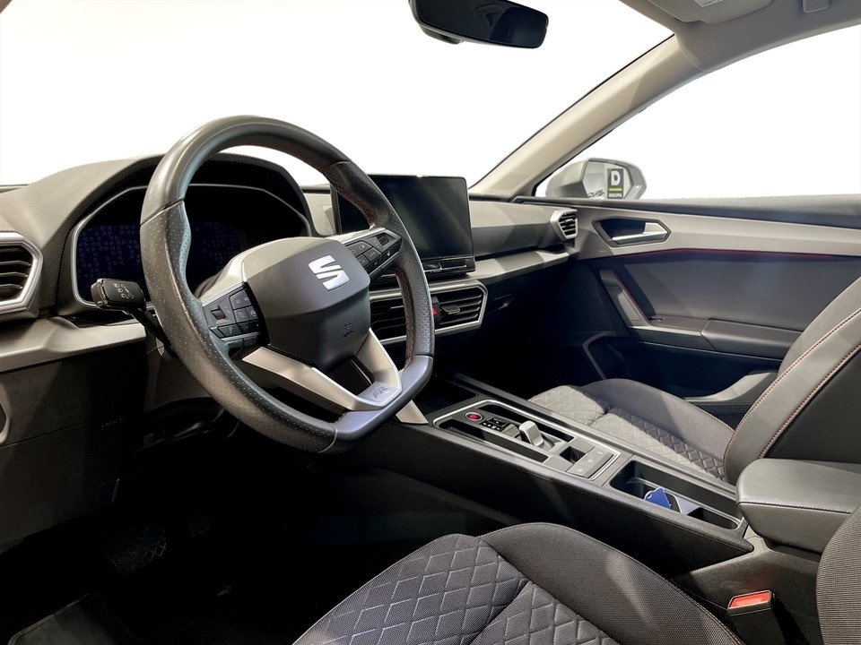 Seat Leon FR e-Hybrid PHEV 204hk Aut 2021, bild 4/15