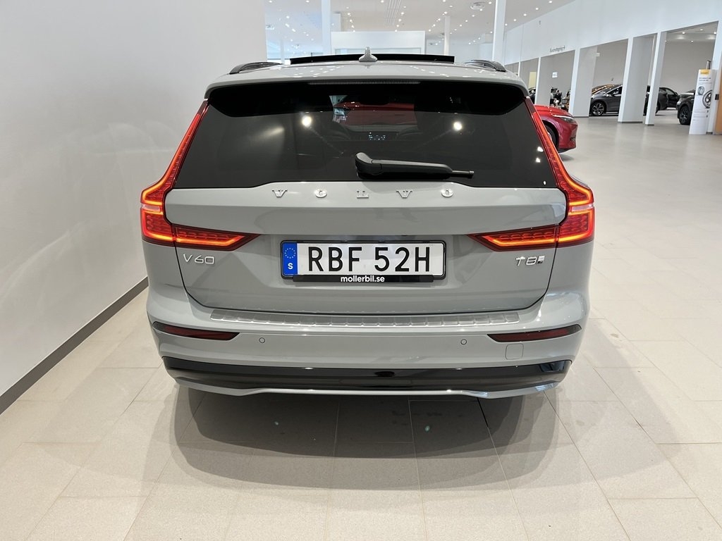 Volvo V60 Recharge T8 Ultimate Dark 2025, bild 5/10