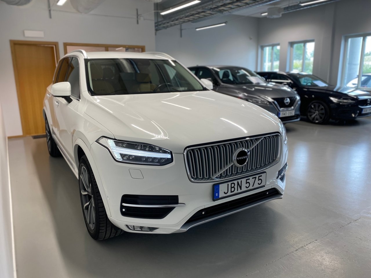 Volvo XC90 2016, kuva 3/10