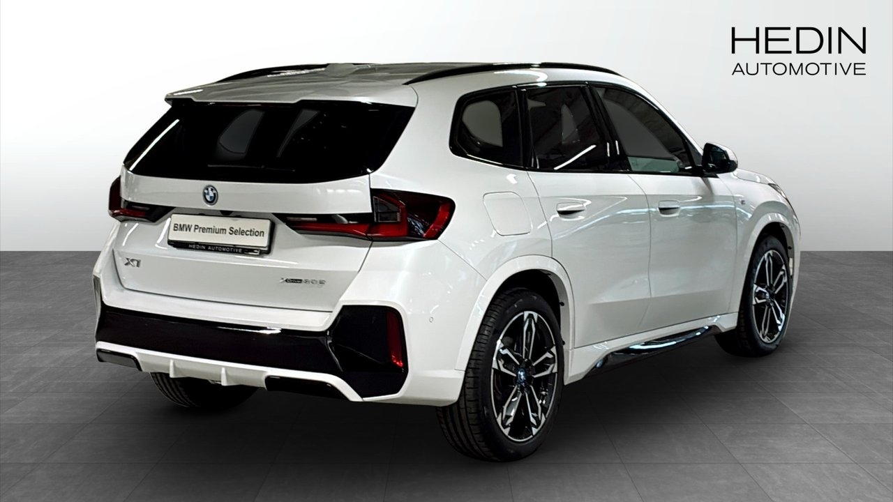 BMW X1 xDrive30e DAP 2025, bild 2/9
