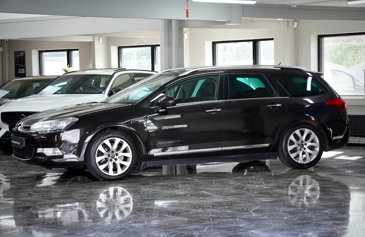 Citroen C5 Tourer 2.2 HDi Skinn Drag 2012, kuva 5/15